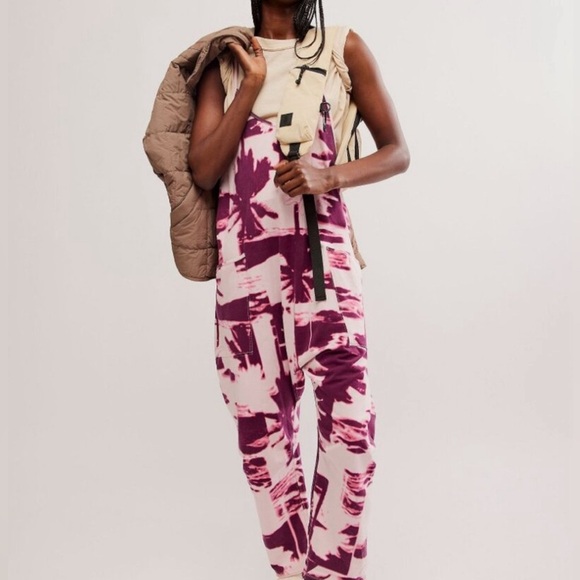 Free People MovementHot Shot Printed Onesie in Palm Beach Pink Combo Sz L NWT - Picture 6 of 12